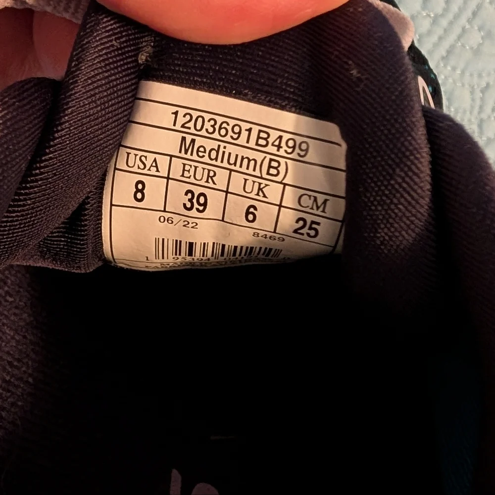 Brooks Women's Navy and White Glycerin 20 Walking/Running Shoes - Picture 5 of 5